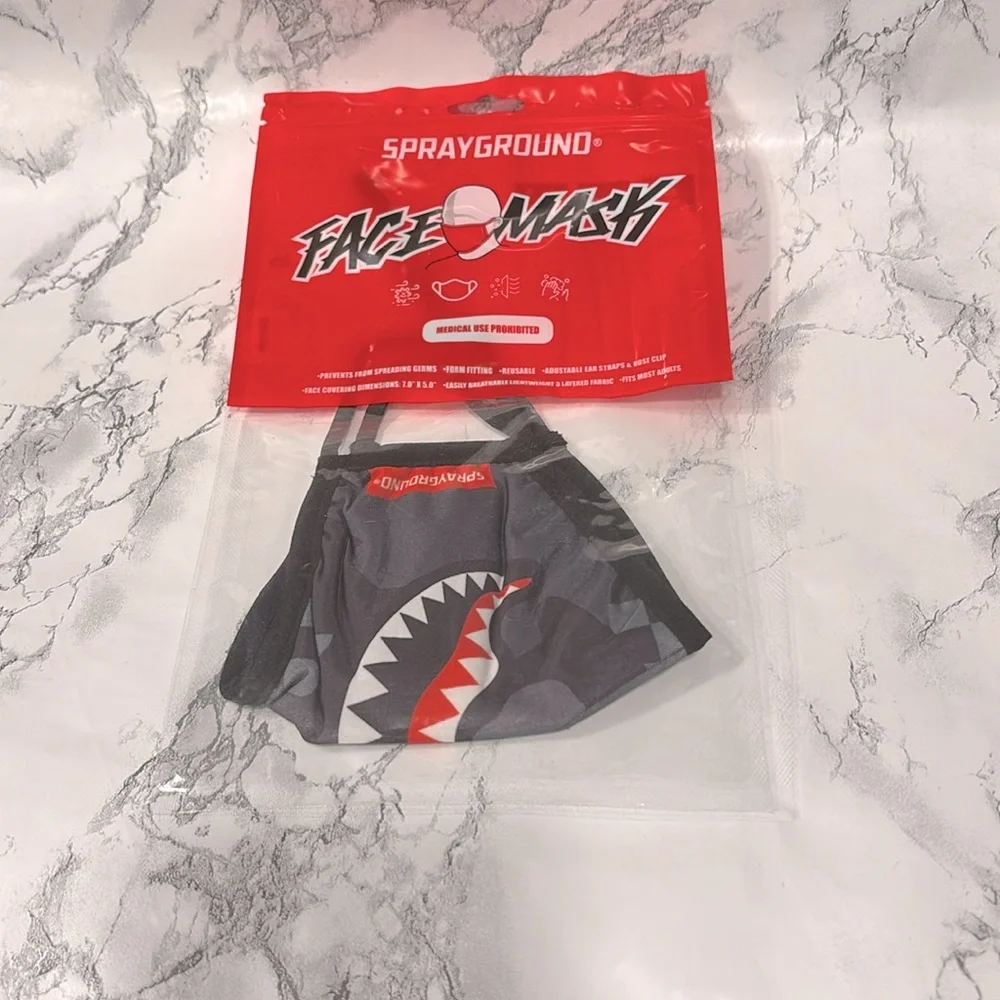 Sprayground Sharks in Paris Side Shark 3